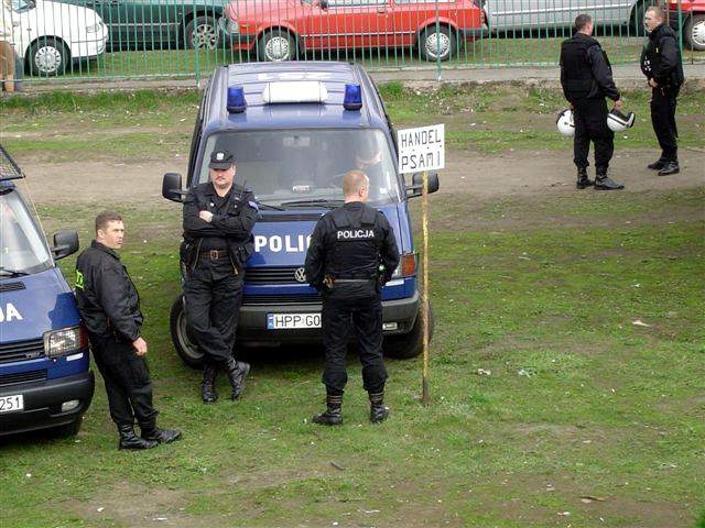 Dwóch z prewencji poprosz?!