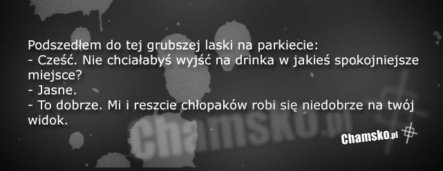Gruba baba na parkiecie