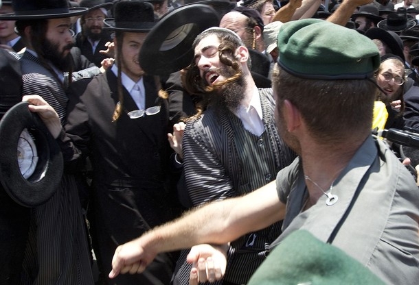 Jew-plask