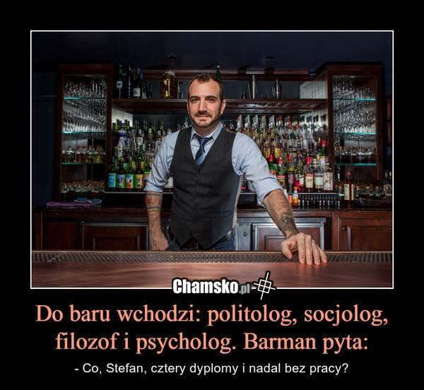 Do baru wchodzi