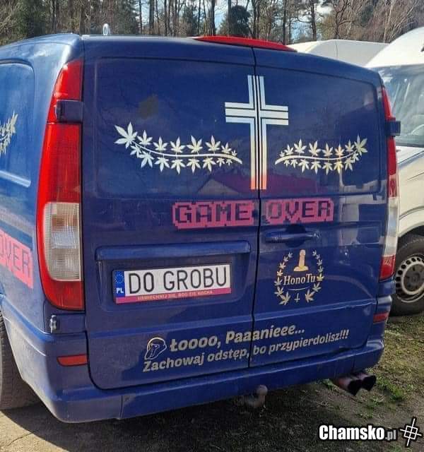 Admin Chamsko jedzie na domufke