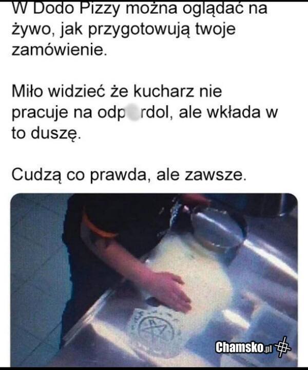Przygotowywanie pizzy