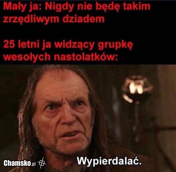 Grupa nastolatków