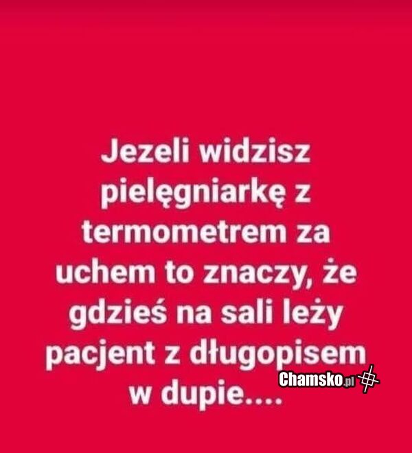 Pielęgniarka z termometrem