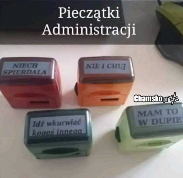 Pieczątki w urzędzie