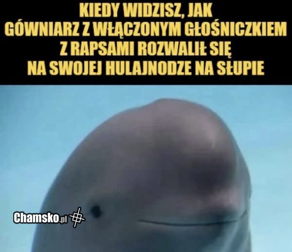 Dzieciaki z głośnikiem