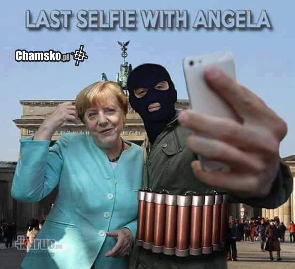 Ostatnia samojebka Angeli xD